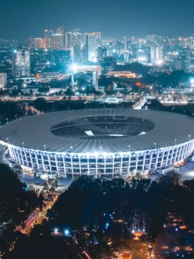 cropped-worlds-largest-cricket-stadium.webp